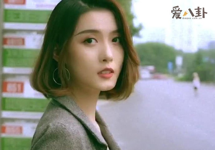 聂小雨照片