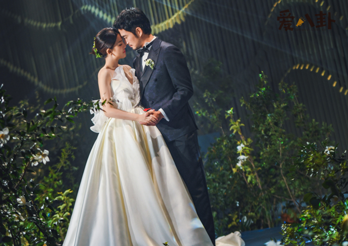 张晓晨老婆什么名字