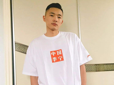 cba男篮教练杨鸣被爆出轨 网友们列出证据实锤
