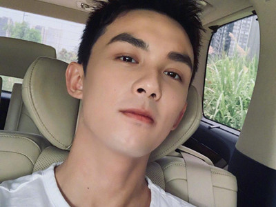 吴磊吐槽杂志服装衣领口太低 吴磊表示不接受贩卖男色