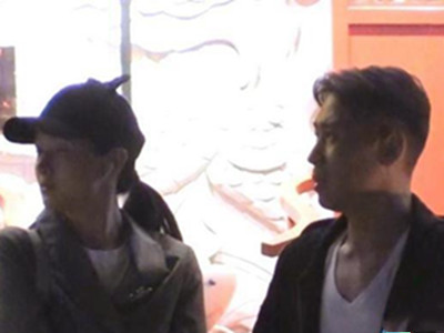 47岁李乃文被曝新恋情 疑似婚内出轨友人帮忙打掩护
