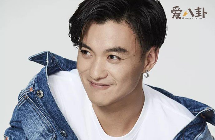 周一围签约了哪个公司