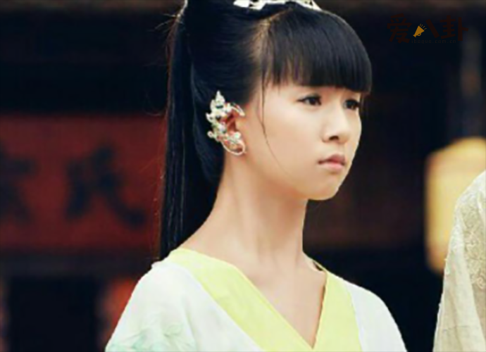 小彩旗剧照