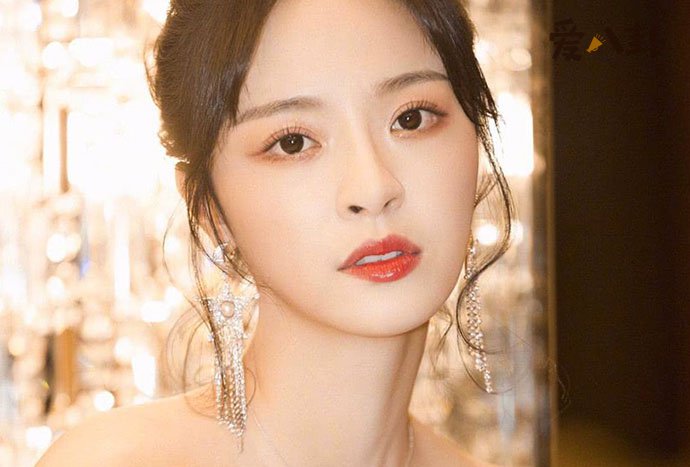 李莎旻子照片