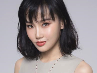 黄龄的男朋友是谁 被曝与胡洋交往但不被看好为什么
