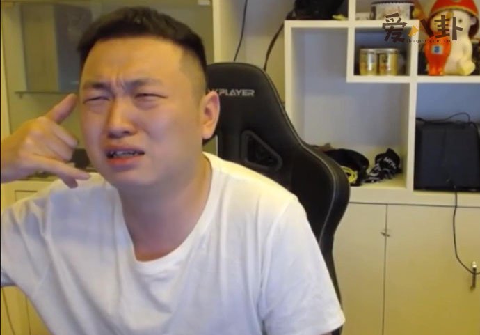 药水哥口嗨向佐详情