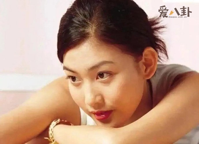李彩桦照片