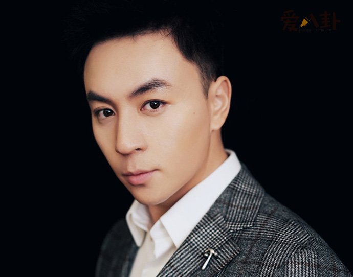 杨丽晓是释小龙老婆吗