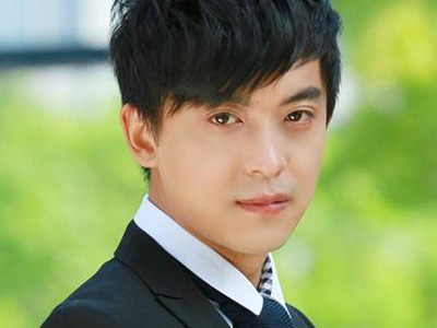 李佳航出轨的女星是谁 李佳航出轨是真的吗