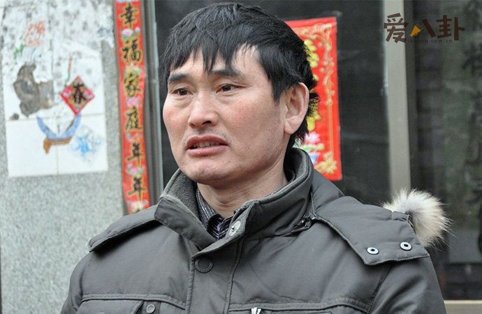 大衣哥朱之文被告上法庭