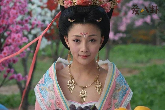 殷桃的情感经历怎样一共结过几次婚