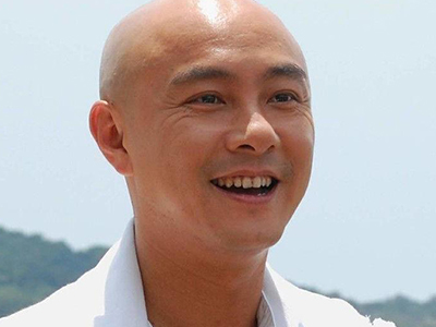 张卫健头发还能长吗 张卫健是不是真的秃头了