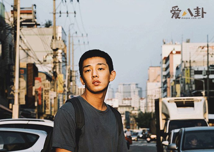 刘亚仁女友是谁