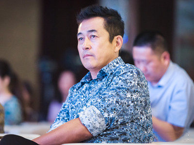演员王志飞的第一任妻子是谁 王志飞去世的妻子是谁