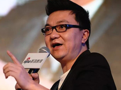 董路老婆还是胡艳吗 两人是怎么认识的