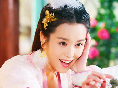 倾世妖颜中荆南梦是谁演的 杨雪儿资料起底她还演过什么