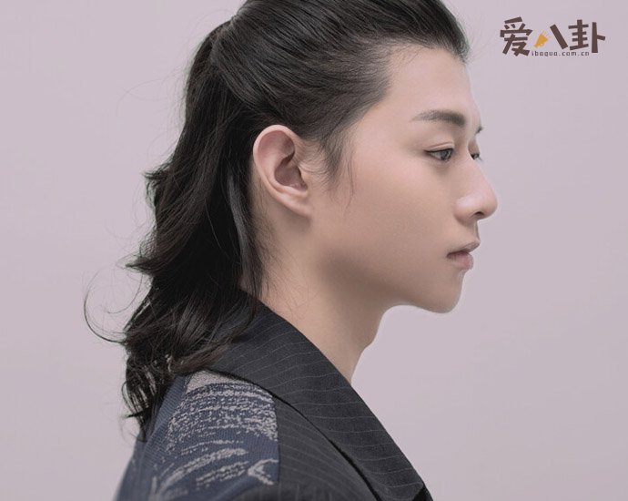 霍尊为何一直长发