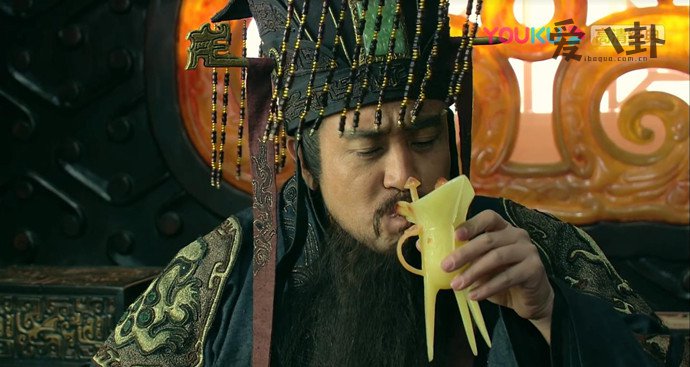 秦始皇和谁生了扶苏