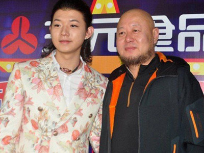 火凤和霍尊什么关系 火凤是谁