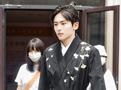 张哲瀚事件怎么回事 旧事被重提张哲瀚真的无辜吗