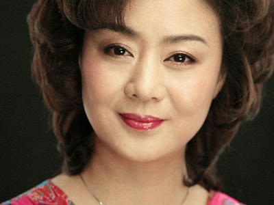 李胜素的老公是谁呢 网传和于魁智关系不简单