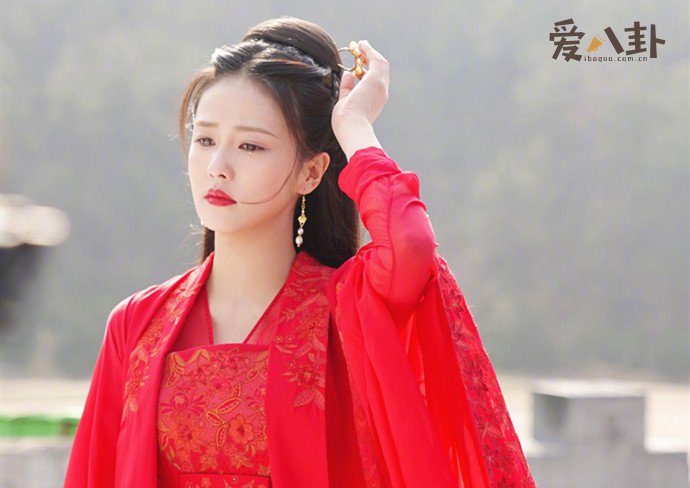 周生如故时宜跳楼殉情