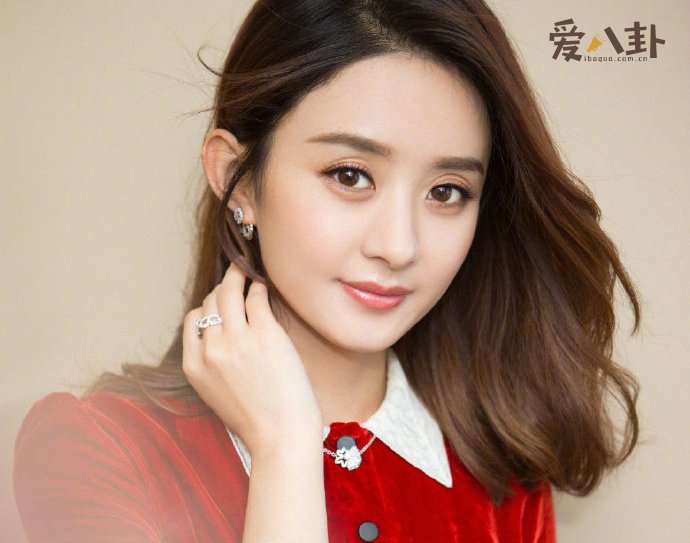 赵丽颖为什么叫劈叉女星