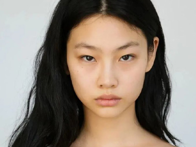 《鱿鱼游戏》郑浩妍不仅是世界超模 还是Jennie的闺蜜