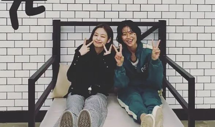 Jennie郑浩妍合照