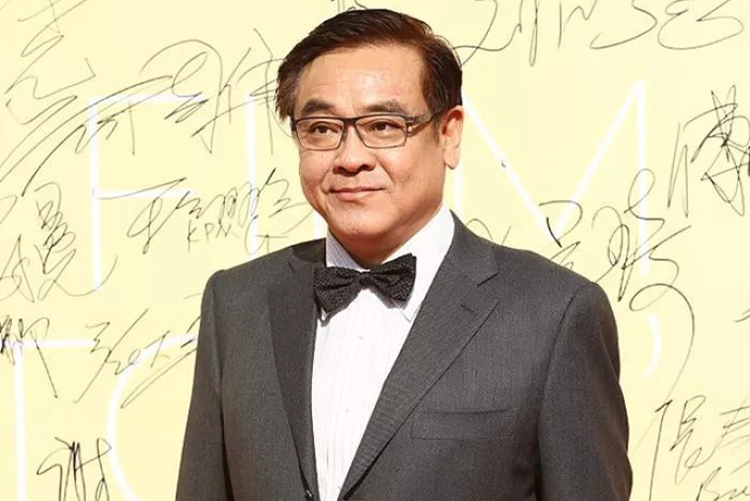 尔冬升照片