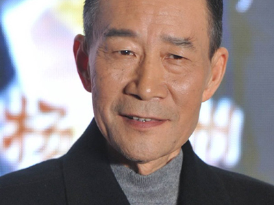 李雪健嗓子是怎么回事 为何他说话这么困难