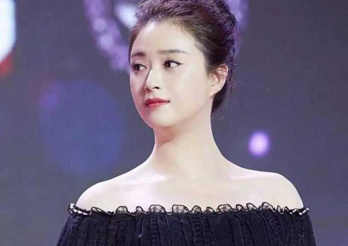蒋欣身材为什么那么壮
