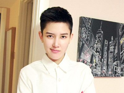 林弯弯是男的还是女的 其个人资料简介她是怎么走红的