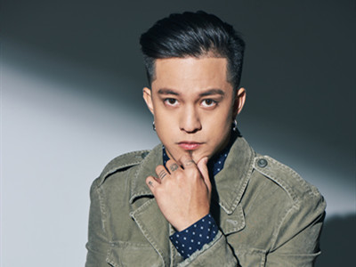 演员黄仲昆儿子是谁 黄远个人资料他有进演艺圈吗