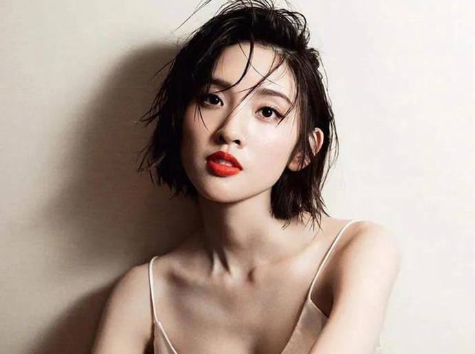 唐艺昕原家境这么好