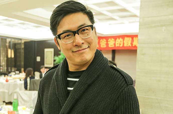 王岳伦照片