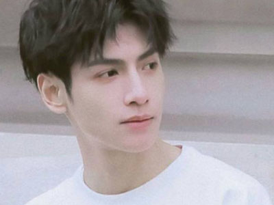 罗云熙陈飞宇什么关系 2人为何会有cp名