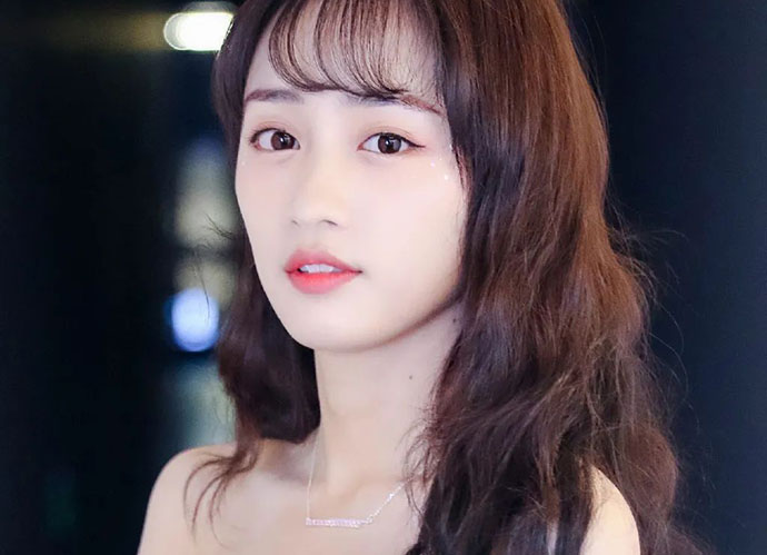 黄婷婷照片