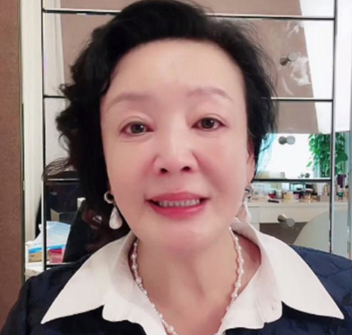 张兰直播间哭诉