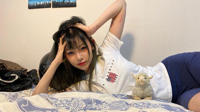 网红痞幼照片